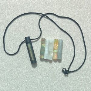 Being necklace and 6 cores moonstone labradorite apatite